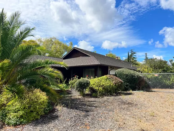 Palo Alto, CA 94303,701 Christine DR