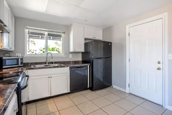 Orangevale, CA 95662,5801-5803 Hazel