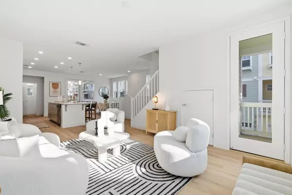 Mountain View, CA 94043,211 Orbit Way