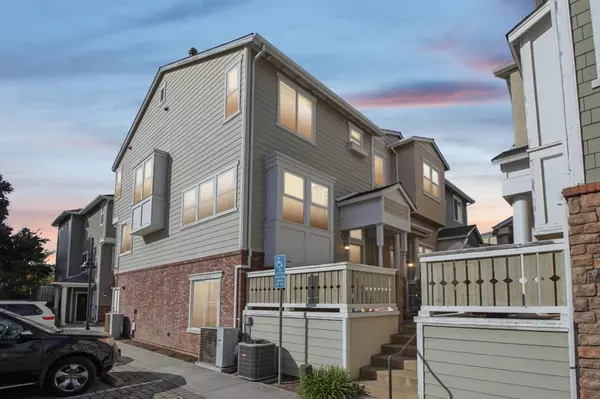 10837 N Stelling RD, Cupertino, CA 95014