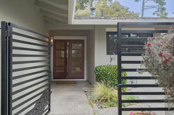 Pacific Grove, CA 93950,52 Country Club