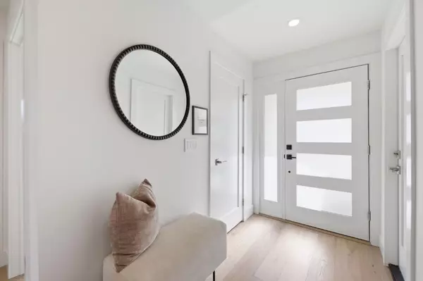 Belmont, CA 94002,3806 Naughton