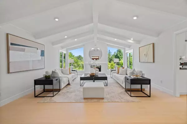 Saratoga, CA 95070,19305 Zinfandel CT