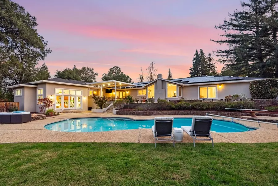 19305 Zinfandel CT, Saratoga, CA 95070