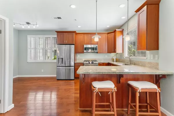 Santa Cruz, CA 95060,1720 Ocean ST