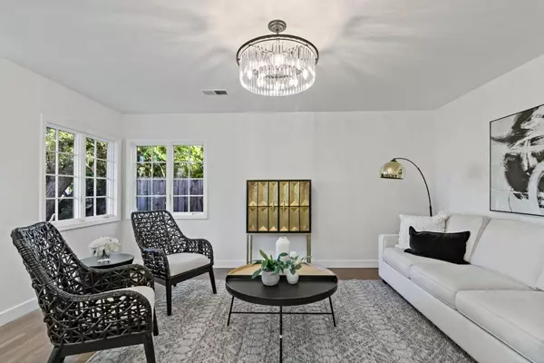 Redwood City, CA 94062,516 Cleveland ST