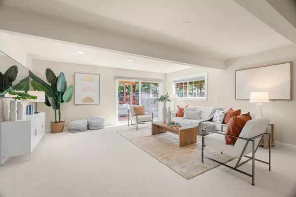 San Jose, CA 95118,3496 Picadilly DR