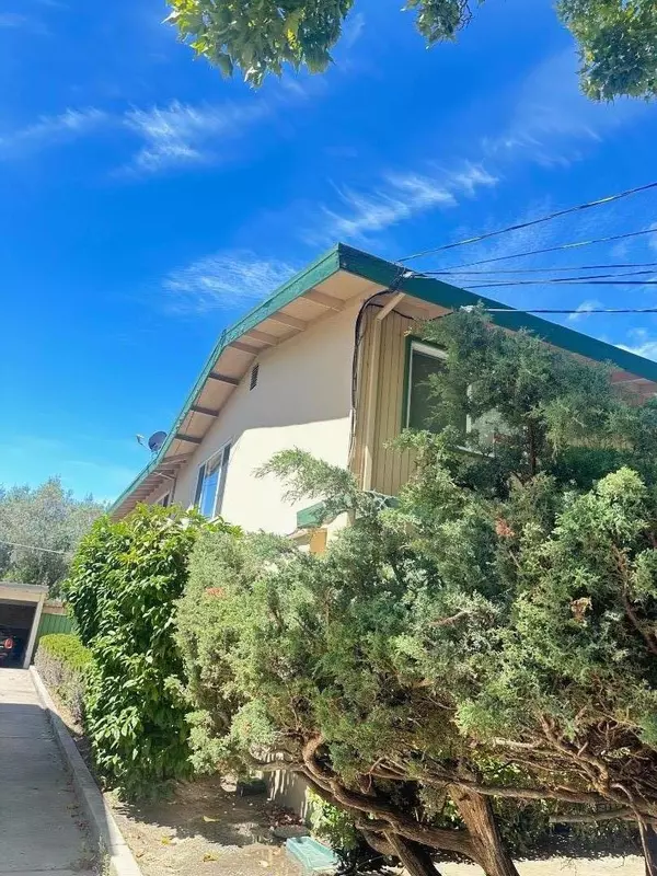 San Mateo, CA 94403,1950 Ivy ST