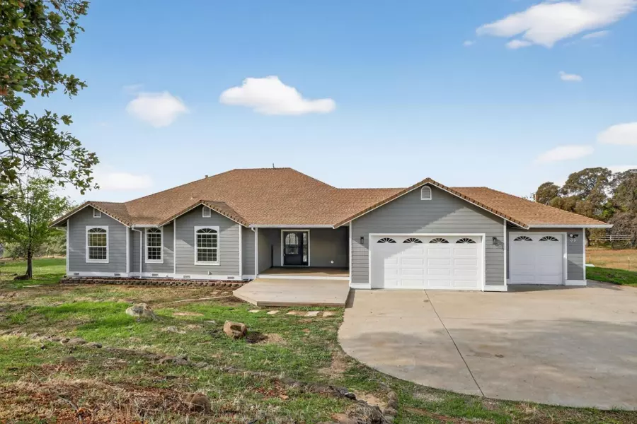 35 Blazeford Gulch, Oroville, CA 95966
