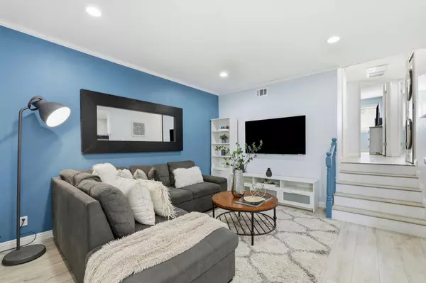 San Jose, CA 95111,297 Kenbrook CIR