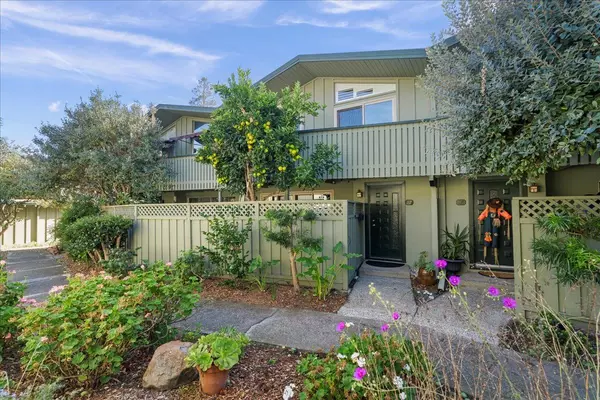 Mountain View, CA 94040,278 Monroe DR 17