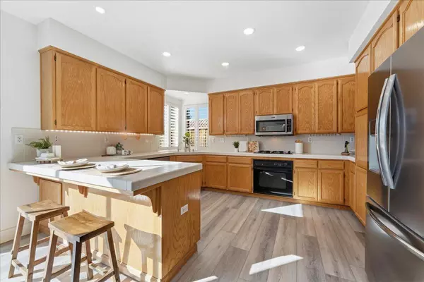 Hollister, CA 95023,2110 Glenview DR