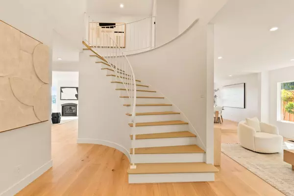 San Carlos, CA 94070,3470 La Mesa DR