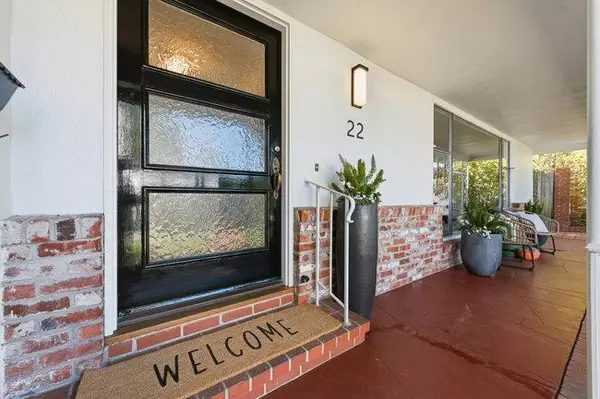 San Mateo, CA 94402,22 Pinecrest TER