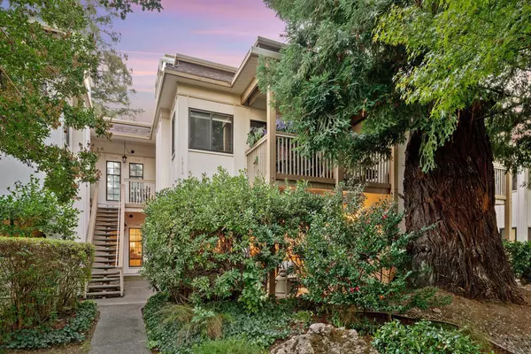 Redwood City, CA 94061,1308 Woodside RD