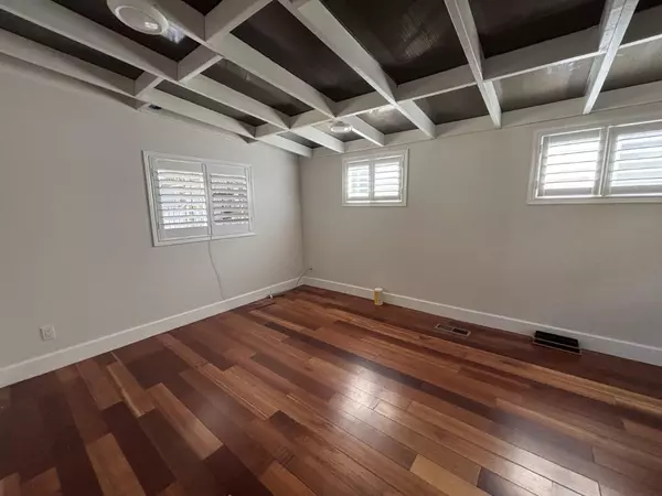 San Jose, CA 95119,393 Jai DR