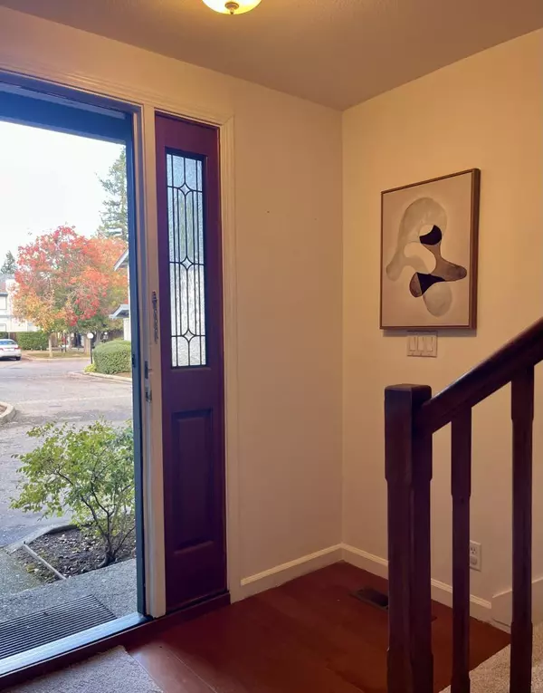 Cupertino, CA 95014,21686 Olive AVE