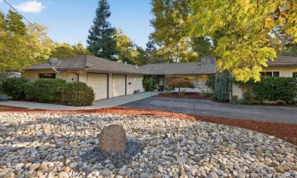 Saratoga, CA 95070,20510 Brookwood LN