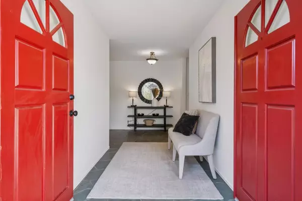 Carmel, CA 93923,25682 Carmel Knolls DR