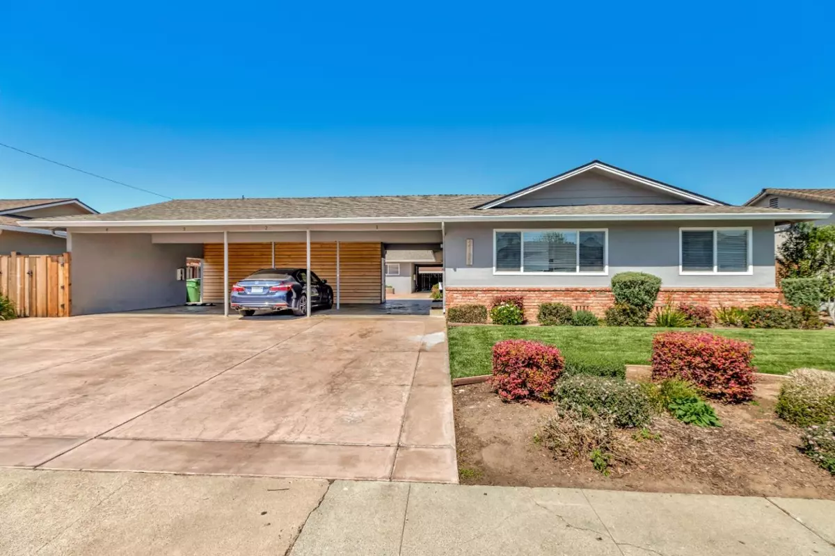 Santa Clara, CA 95050,2185 Royal DR