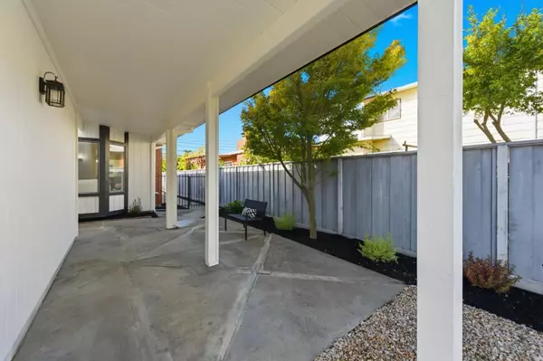 San Mateo, CA 94403,1794 Adams ST