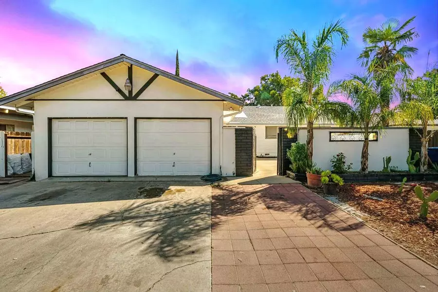 2210 San Blas CT, Modesto, CA 95355