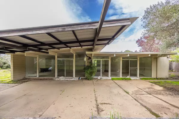 22 Anchorage CT, San Rafael, CA 94903