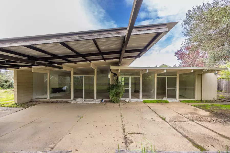 22 Anchorage CT, San Rafael, CA 94903