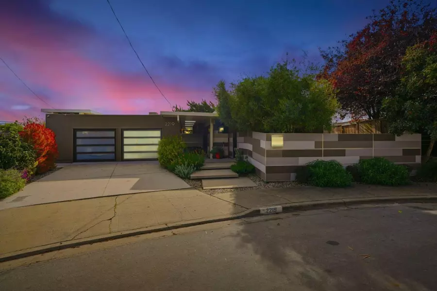 2219 Allegheny WAY, San Mateo, CA 94402