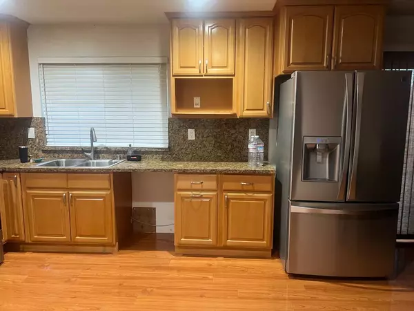 Fremont, CA 94555,33710 Shylock DR