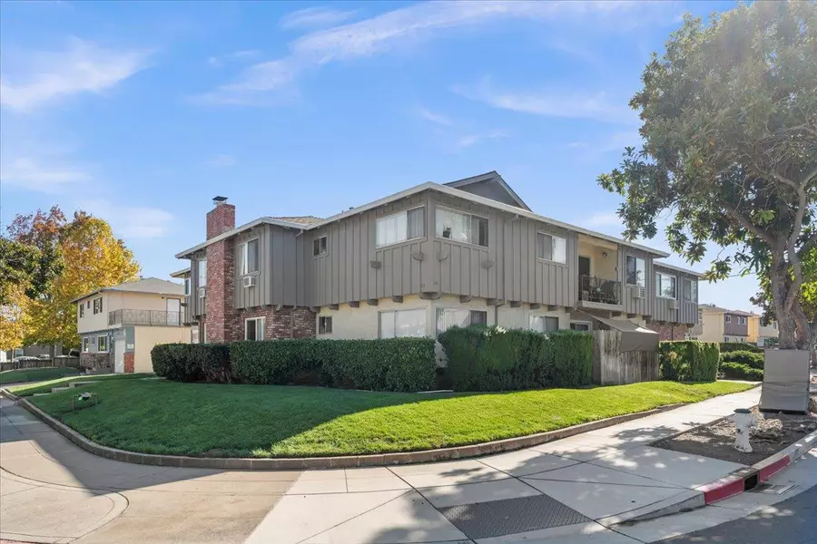 642 Kirkland DR, Sunnyvale, CA 94087