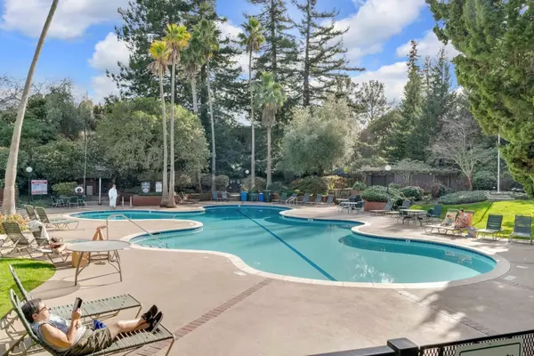 5232 Shelter Creek LN, San Bruno, CA 94066