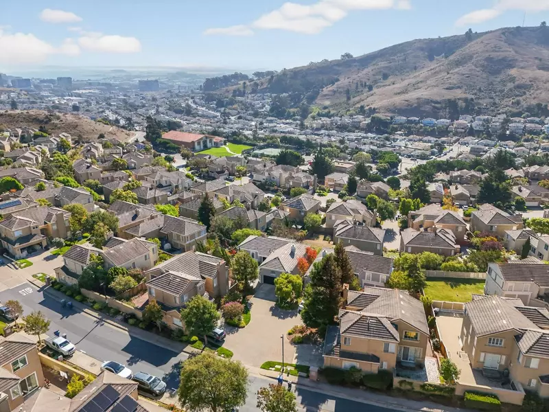 83 Parkgrove DR, South San Francisco, CA 94080