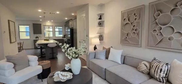 Mountain View, CA 94043,650 Tyrella AVE