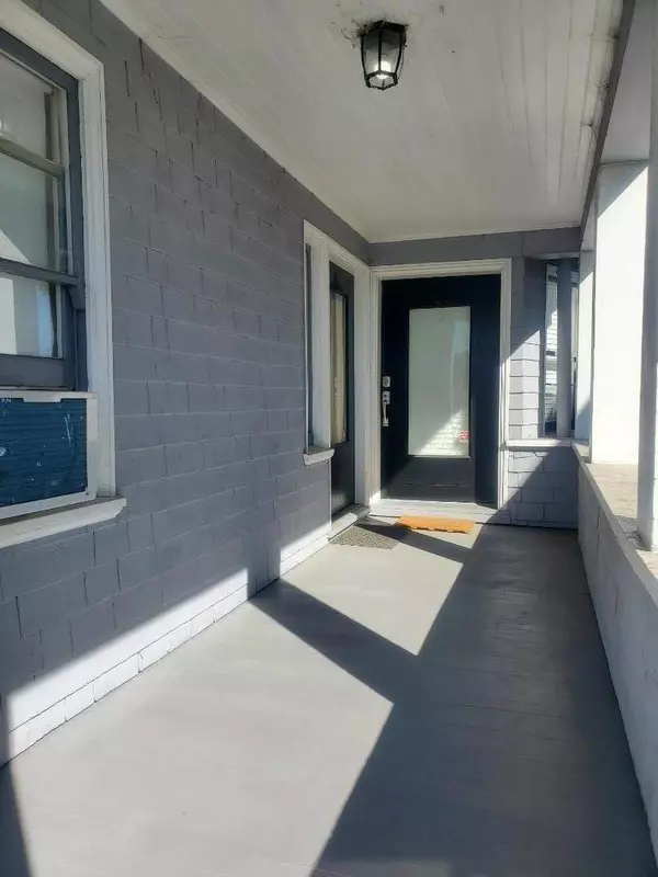 Oakland, CA 94610,336 Elwood AVE