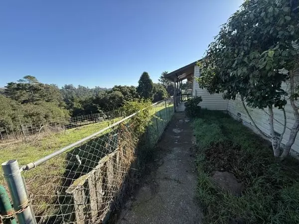 Salinas, CA 93907,9086 Coker RD