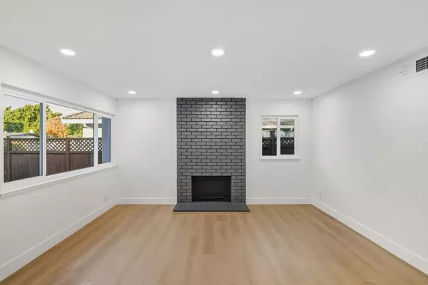 Milpitas, CA 95035,374 Manzanita CT