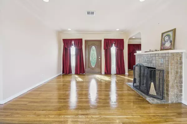 Glendale, CA 91205,517 E Chestnut ST