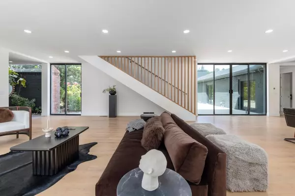 Orinda, CA 94563,12 Las Aromas