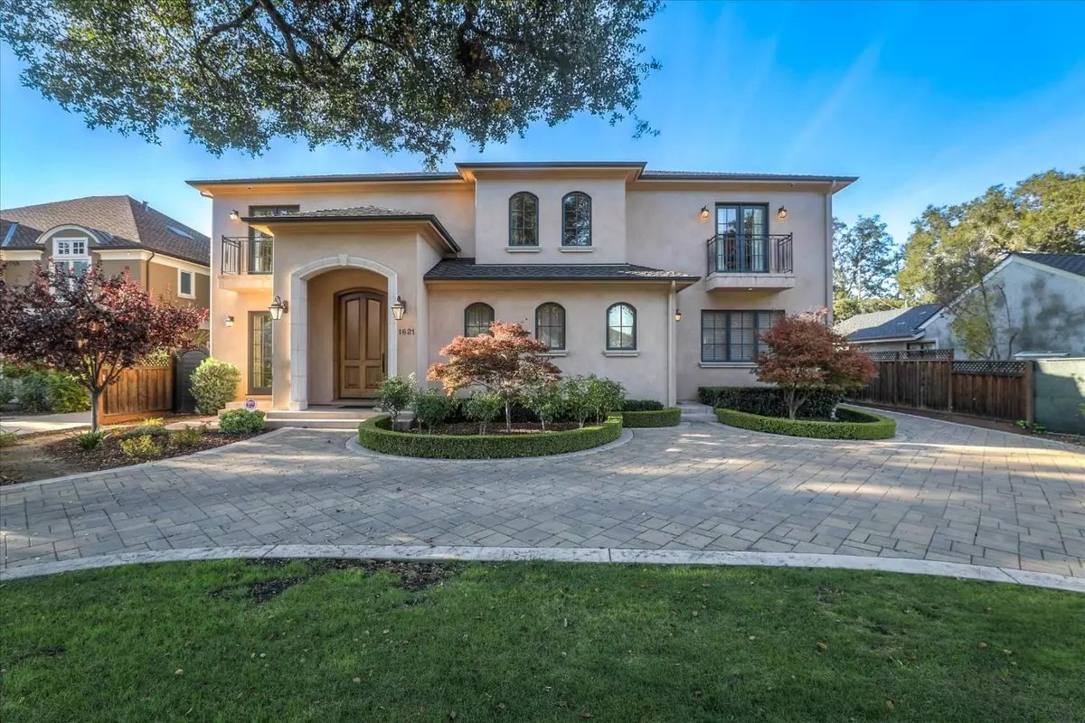 San Jose, CA 95126,1621 University WAY