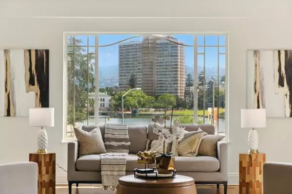 244 Lakeside 202, Oakland, CA 94612