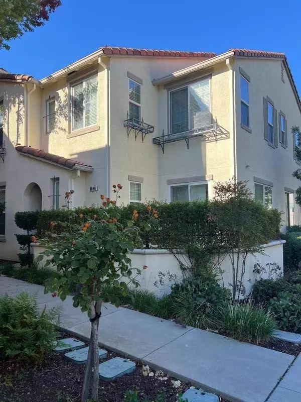 1016 Sallie LN, Tracy, CA 95376