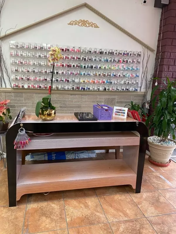 San Carlos, CA 94070,1620 El Camino Real c