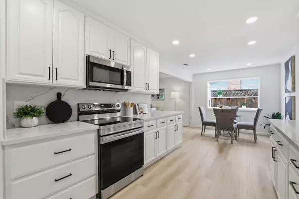 San Jose, CA 95123,5571 Sunny Oaks DR