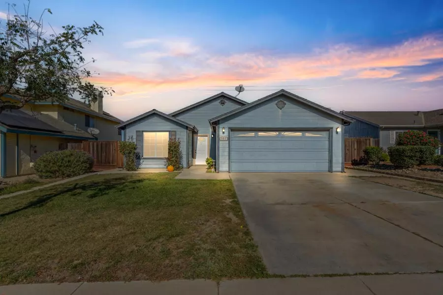827 Terraza ST, Soledad, CA 93960