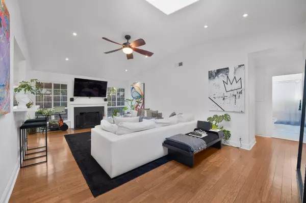 San Jose, CA 95123,5510 Dunsburry WAY