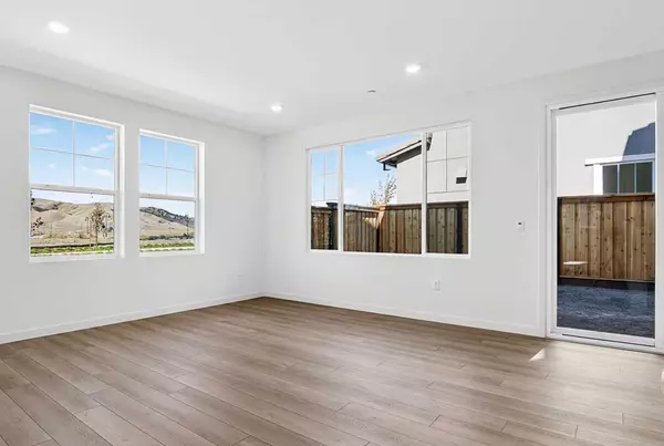 Fairfield, CA 94533,5716 Lake Club DR