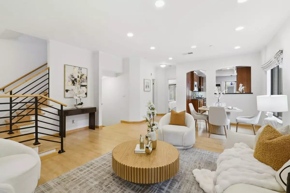 Sunnyvale, CA 94086,926 La Mesa TER A