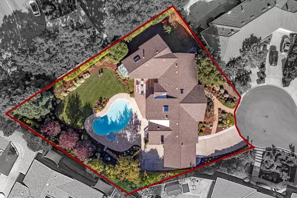 Saratoga, CA 95070,20802 SEVILLA LN