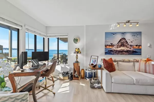 Monterey, CA 93940,1 Surf WAY 115